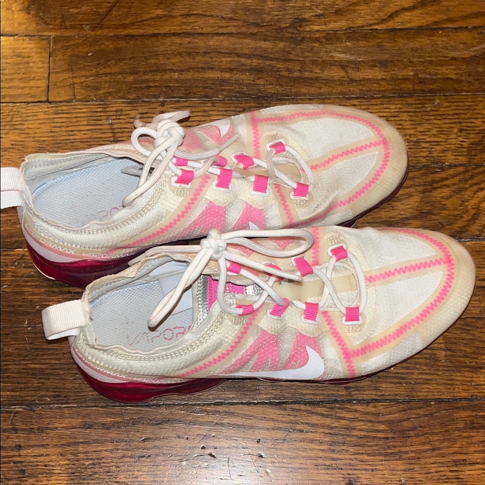Nike Cream and Pink Women's Vapormax Sneakers